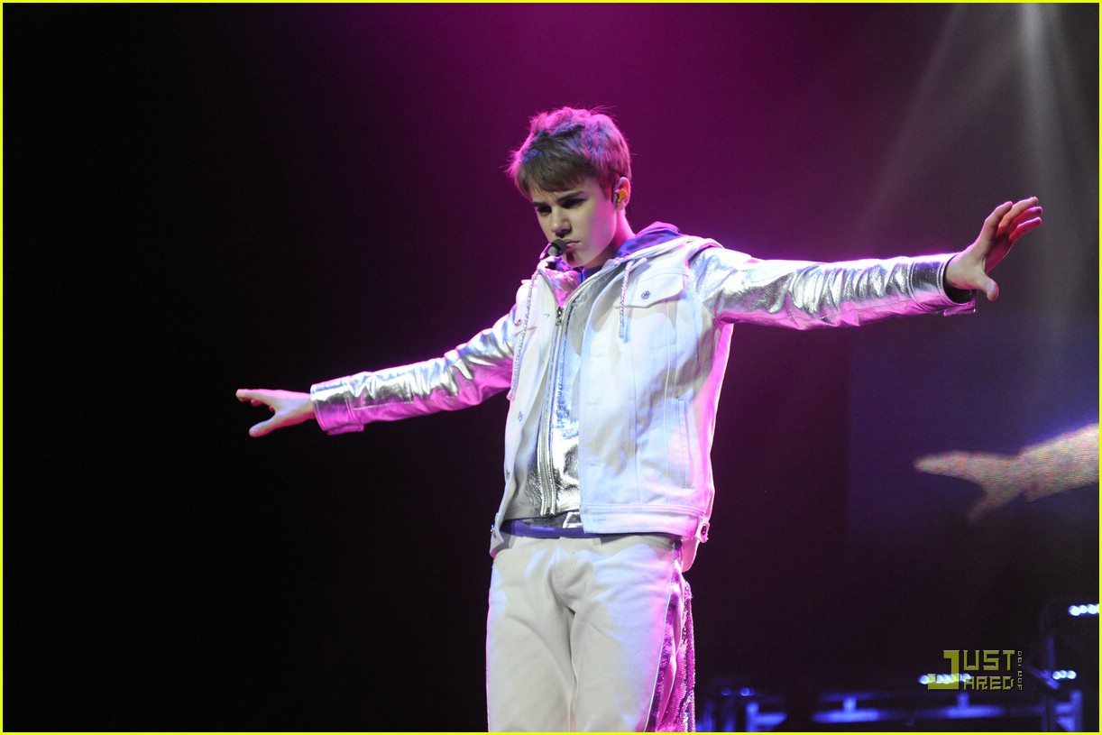 Justin Bieber: Ahoy, Holland!