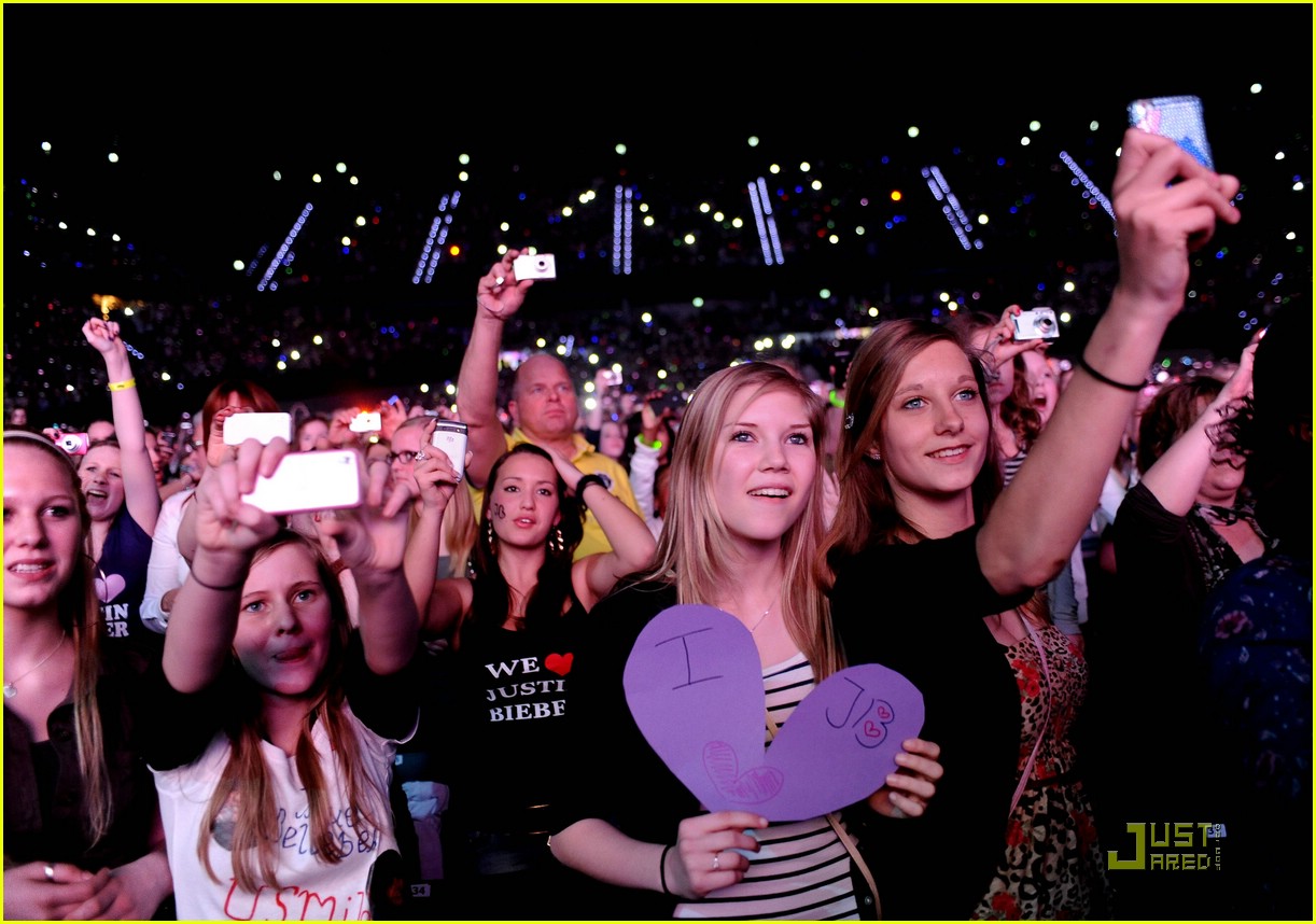 Justin Bieber: Ahoy, Holland!