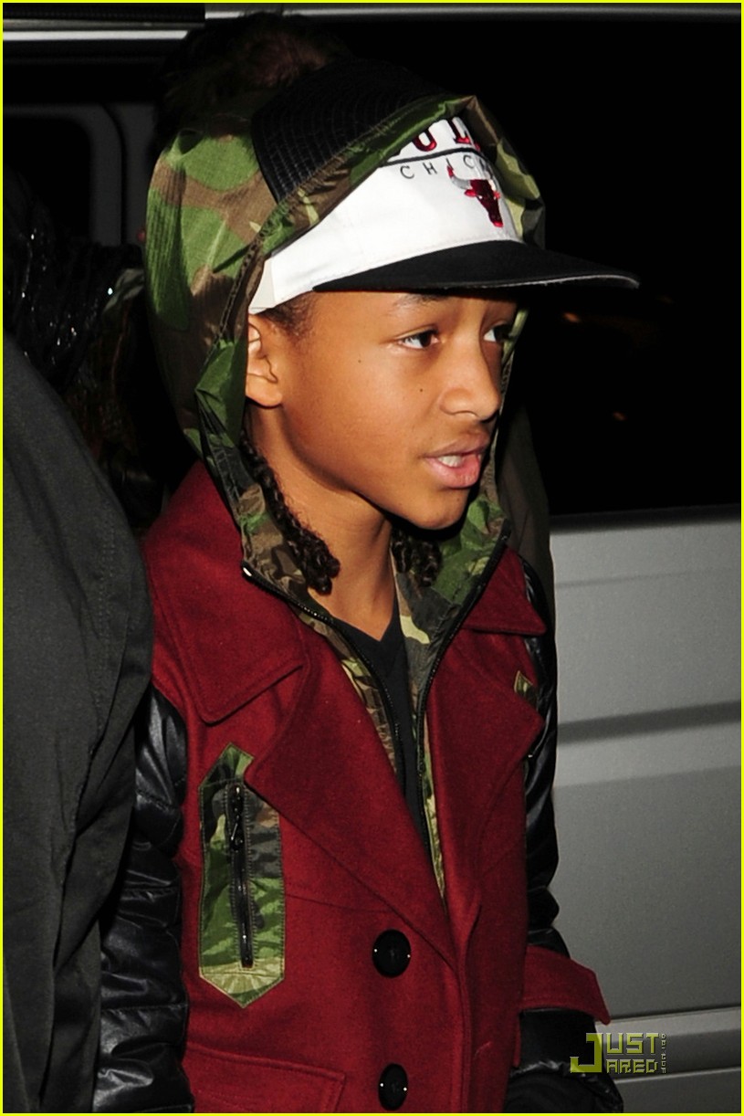 Justin Bieber & Willow Smith: Night Out in London!