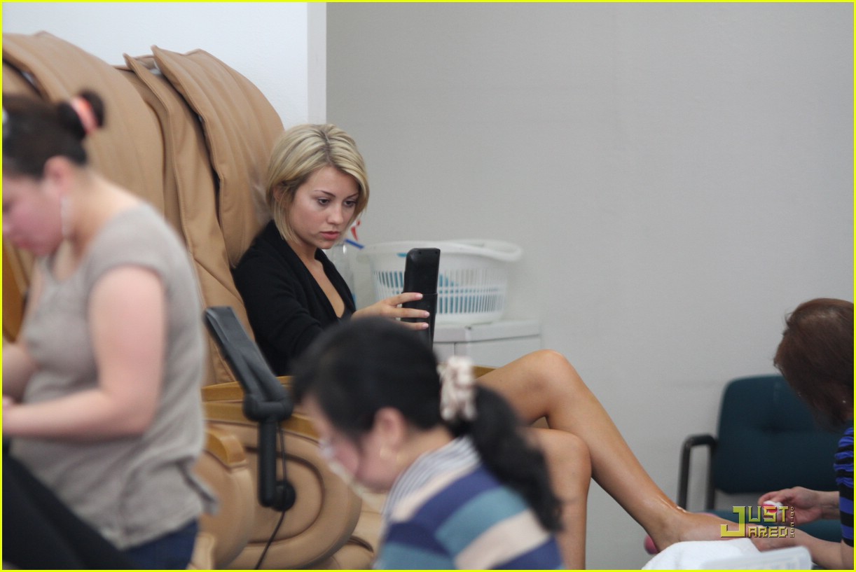Chelsea Kane Gets Cheetah-licious