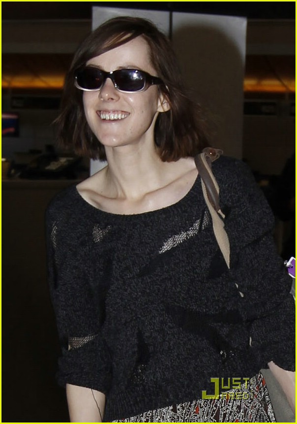 Jamie Chung & Jena Malone Lift Off for London