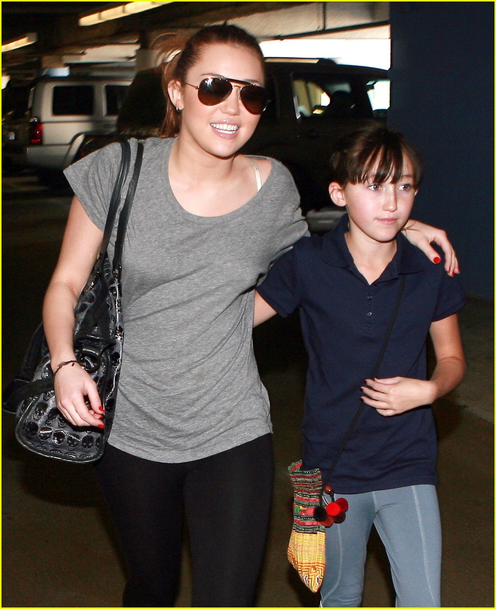 Miley Cyrus: Back at The Beverly Center with Noah!