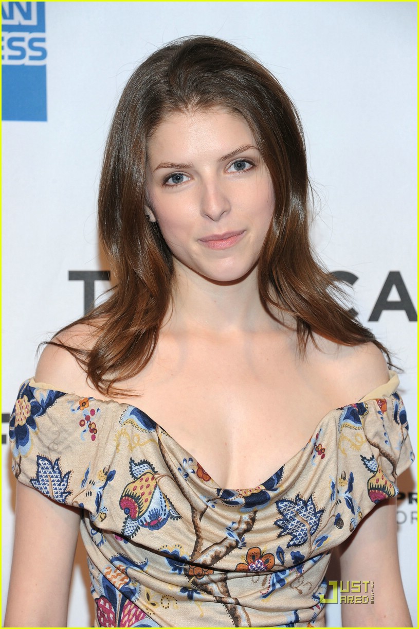 Anna Kendrick: 'The Union' Premiere!