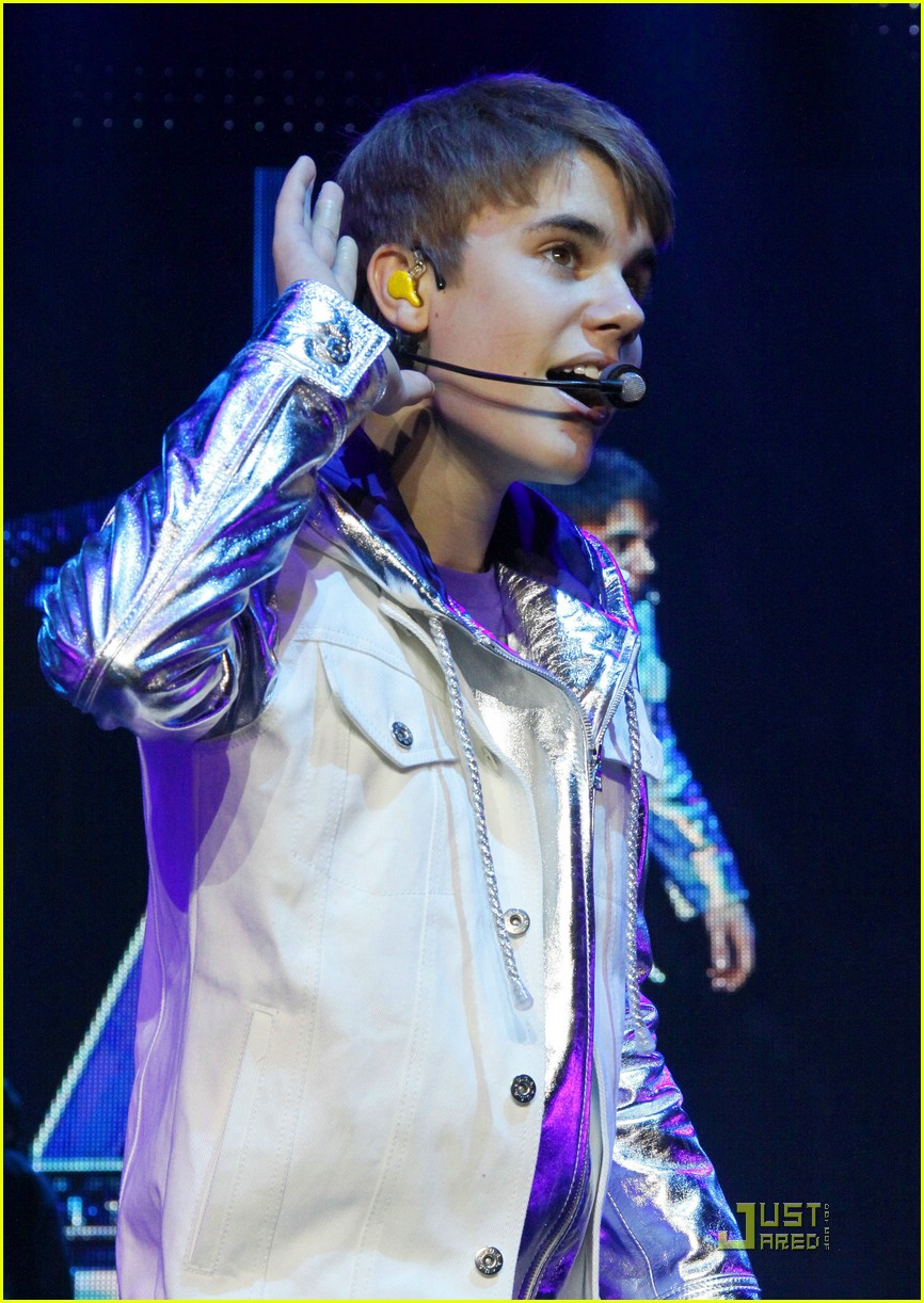 Justin Bieber Blows Away Berlin