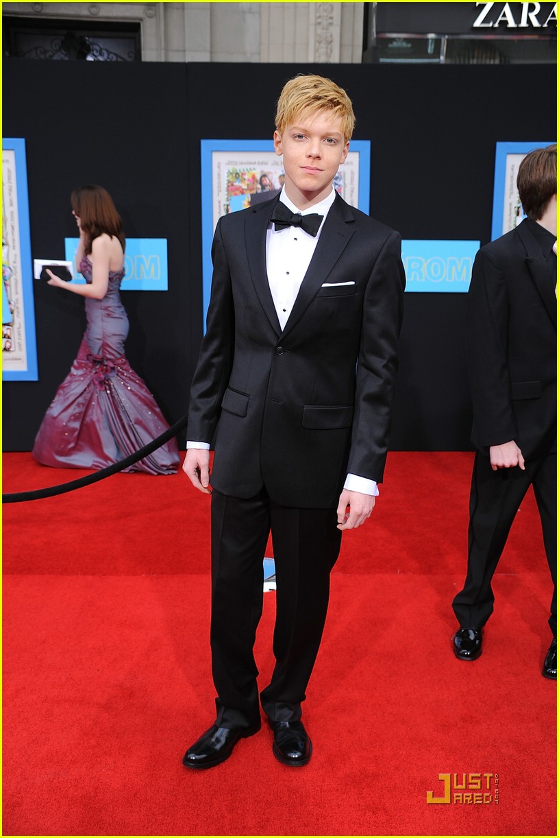 Cameron Monaghan: Corey Goes To Prom!