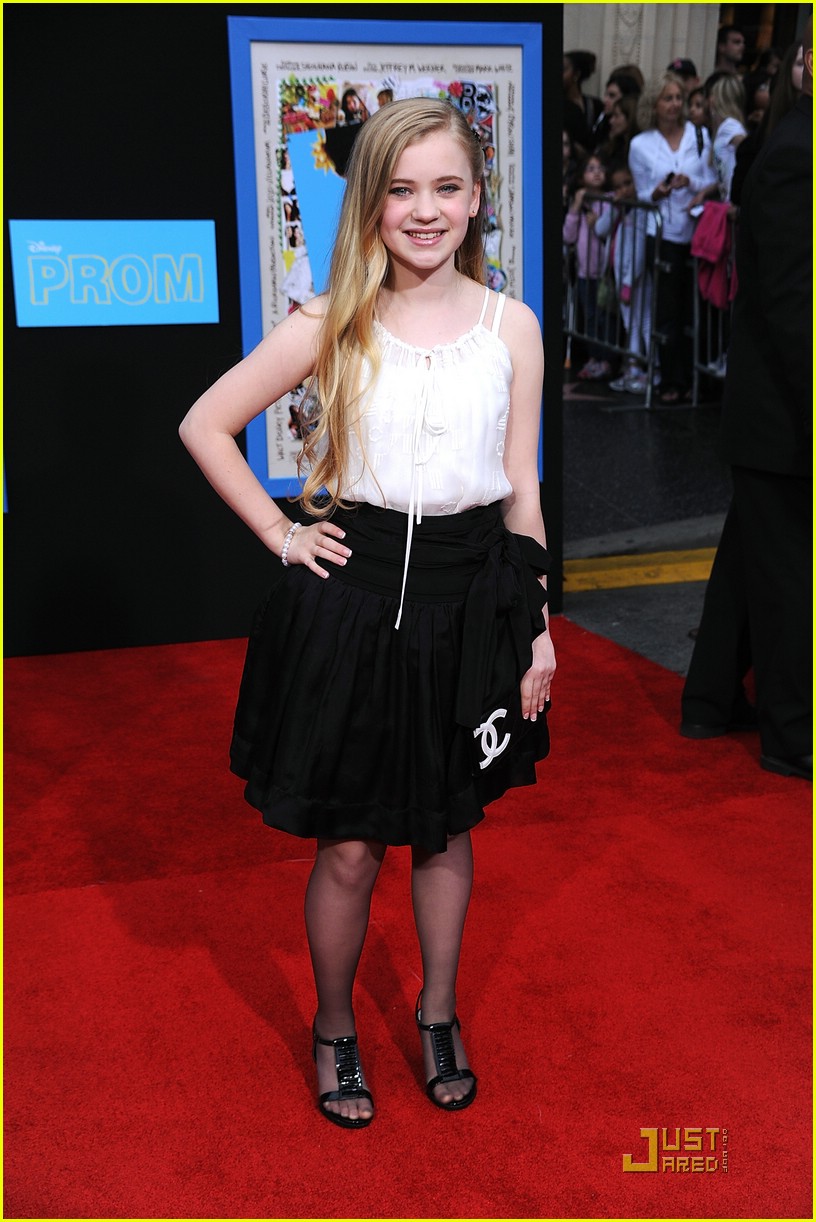 China McClain & Sierra McCormick Are 'Prom' Pretty