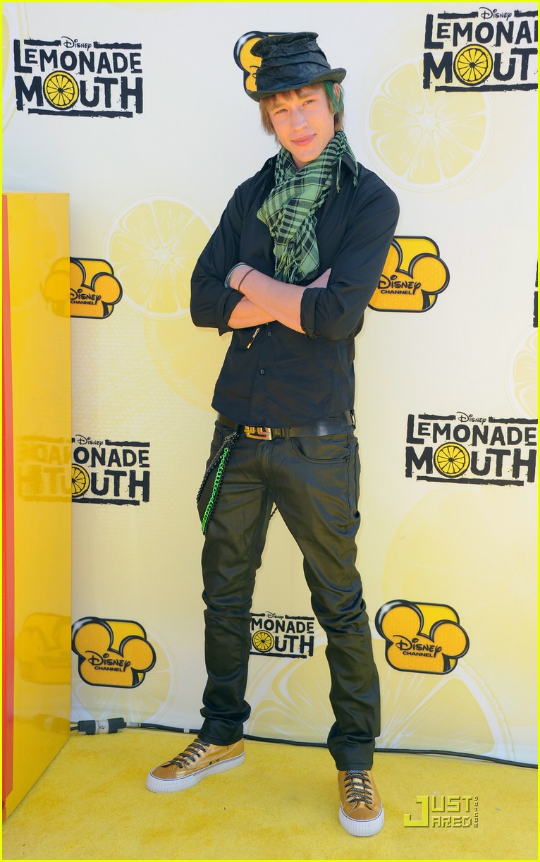 Chris Brochu & Nick Roux: Mudslide Crush Crashes Lemonade Mouth Premiere!