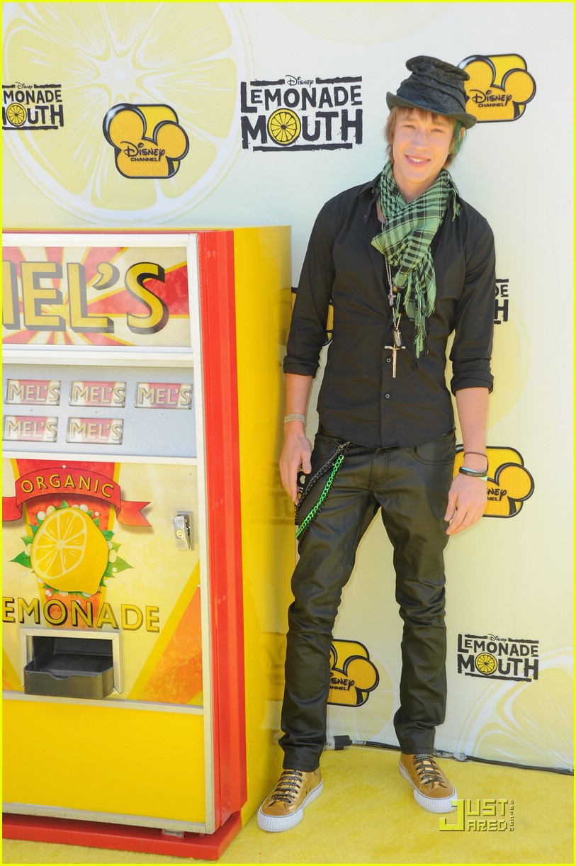 Chris Brochu & Nick Roux: Mudslide Crush Crashes Lemonade Mouth Premiere!