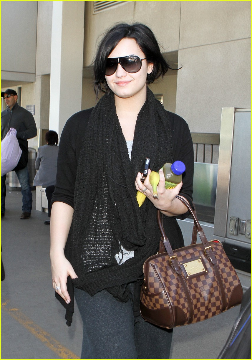 Demi Lovato: 'Good Morning' Los Angeles