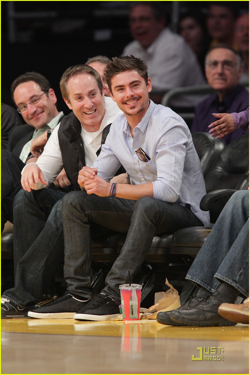 Zac Efron: Trampled On by Kobe Bryant!