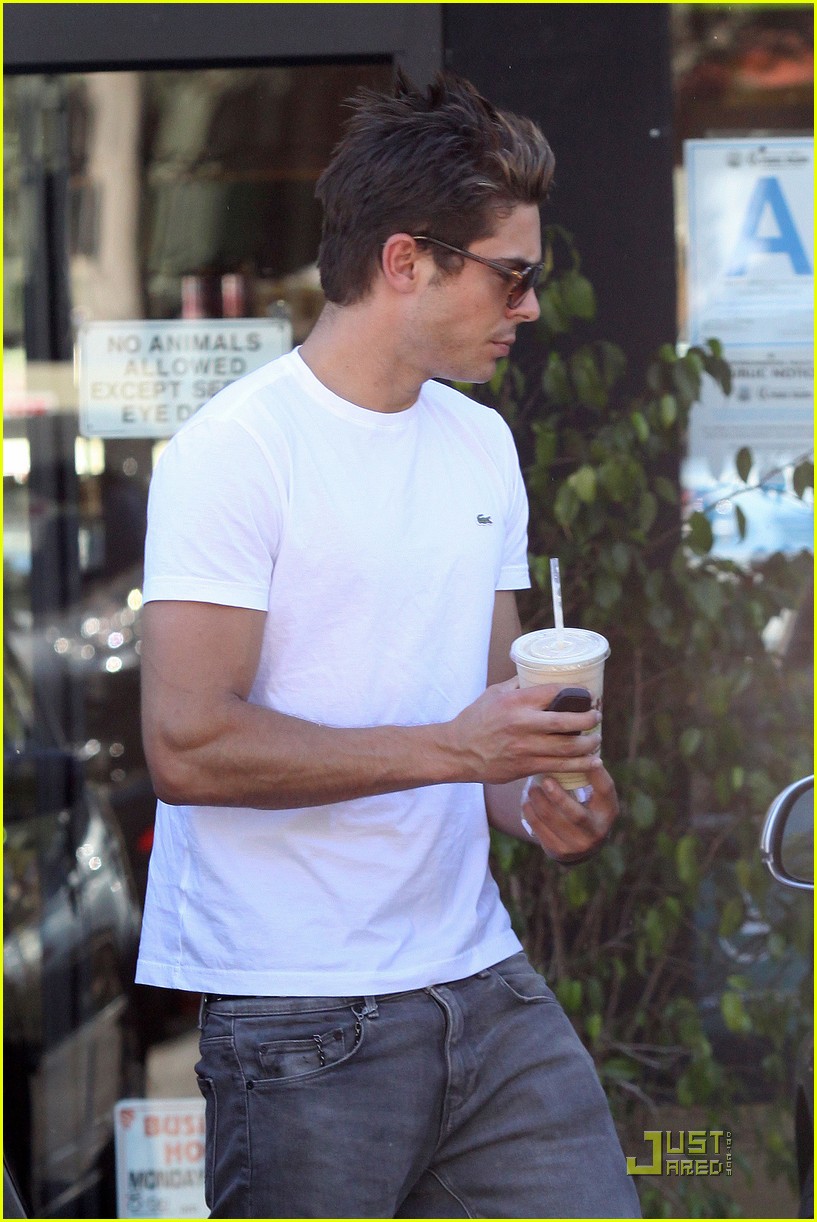Zac Efron Finds a Director!