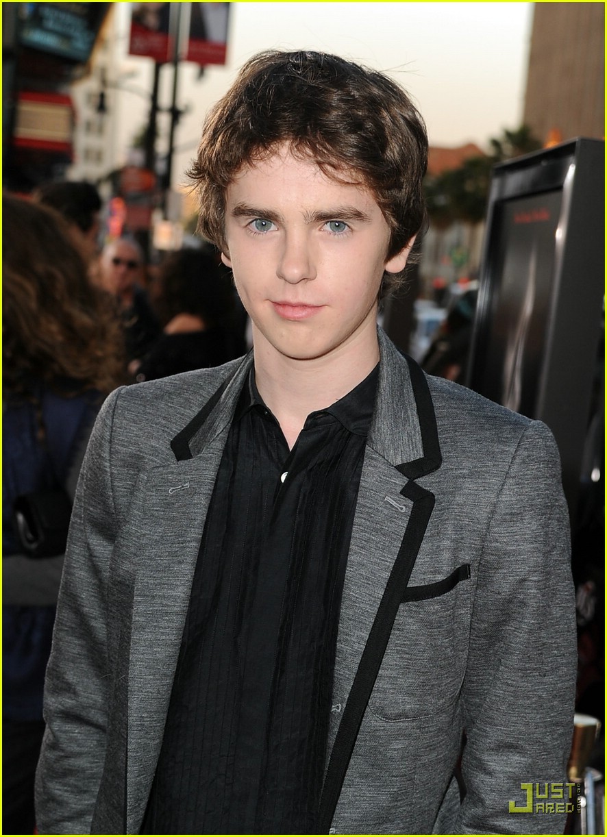 Freddie Highmore 'Screams' for Emma Roberts