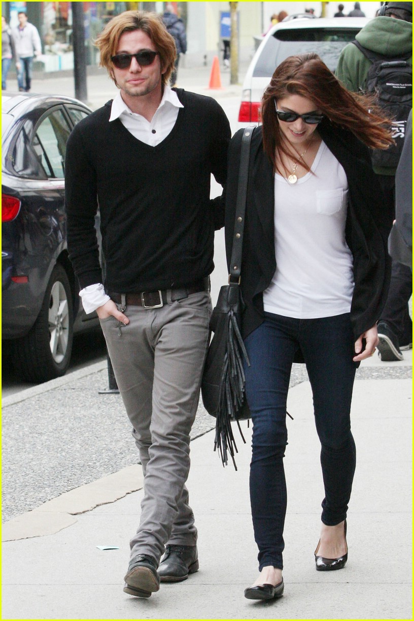 Ashley Greene & Jackson Rathbone: Cactus Club Couple