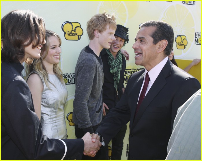 Hayley Kiyoko: Lemonade Mouth Premieres TONIGHT!