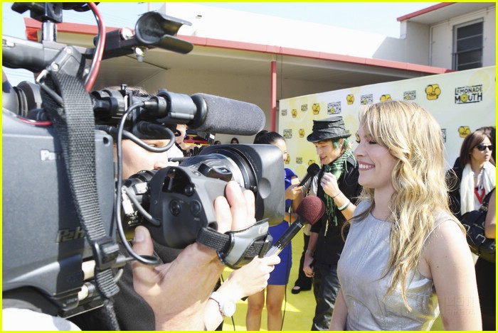 Hayley Kiyoko: Lemonade Mouth Premieres TONIGHT!