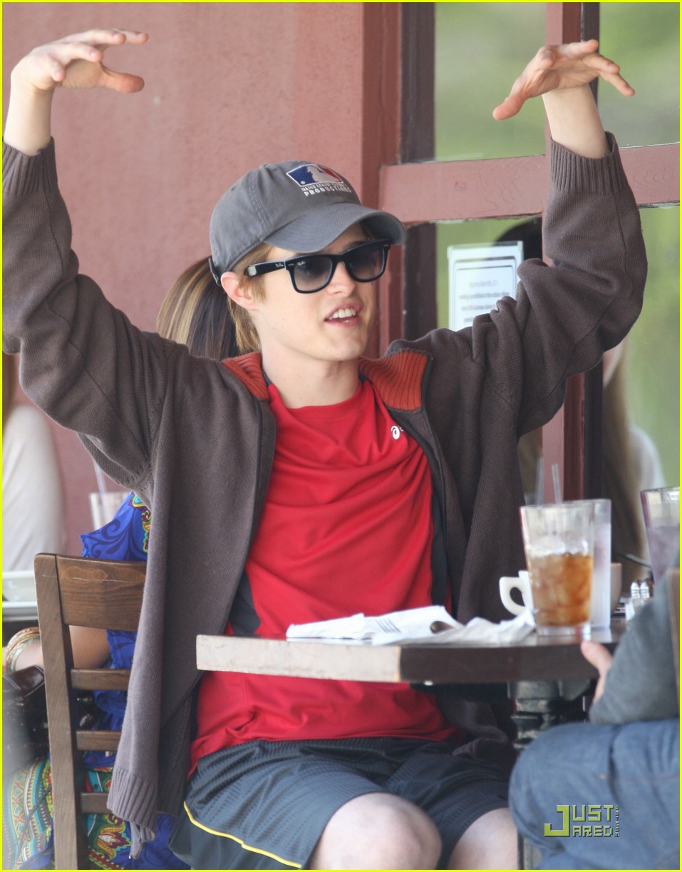Lucas Grabeel 'Kickstarts' at Kings Road Cafe
