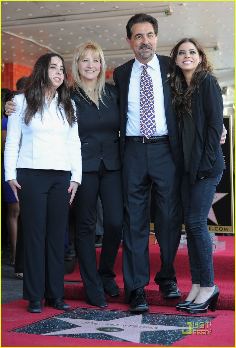 Gia Mantegna: Dad's Walk of Fame Ceremony!