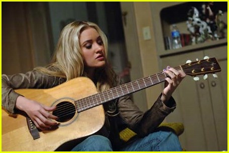 Aly & AJ Michalka Jam on 'Hellcats'