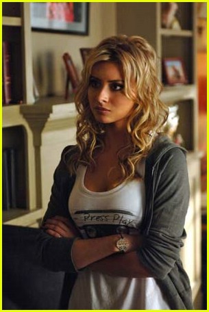 Aly & AJ Michalka Jam on 'Hellcats'