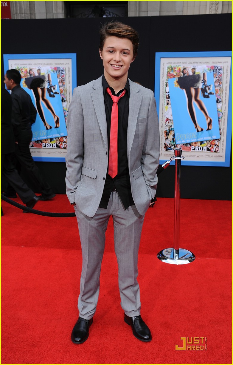 Nolan Sotillo For Prom King!