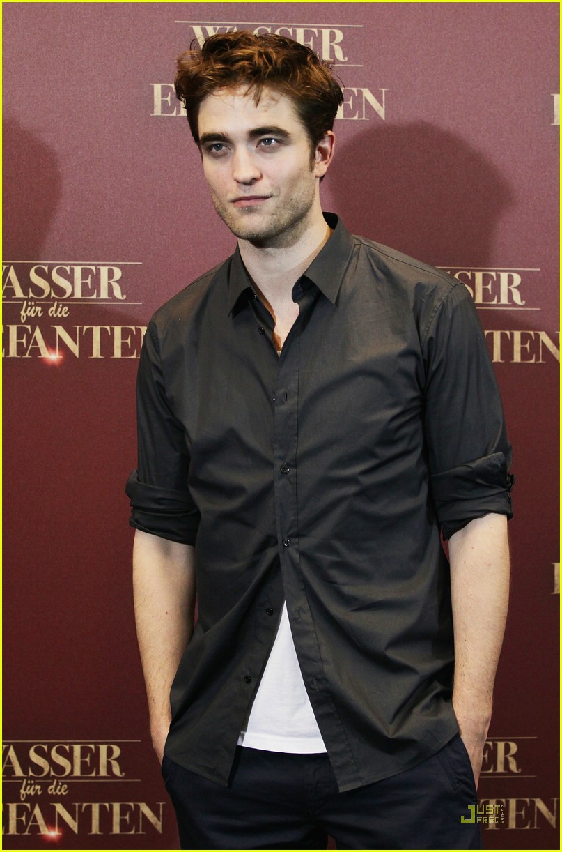 Robert Pattinson: 'Water For Elephants' Premiere in Berlin!