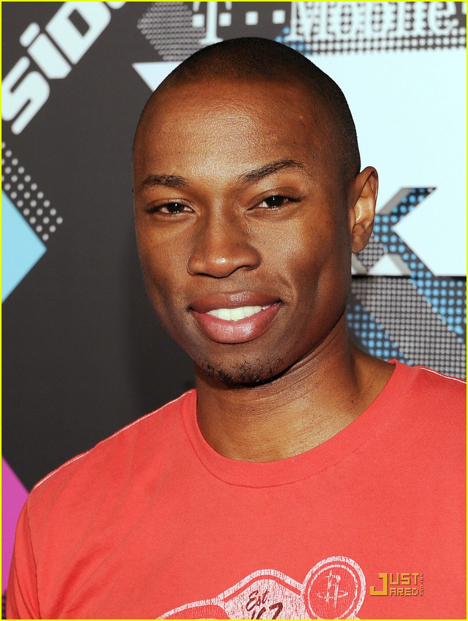 Robbie Jones: New Hellcats TONIGHT!