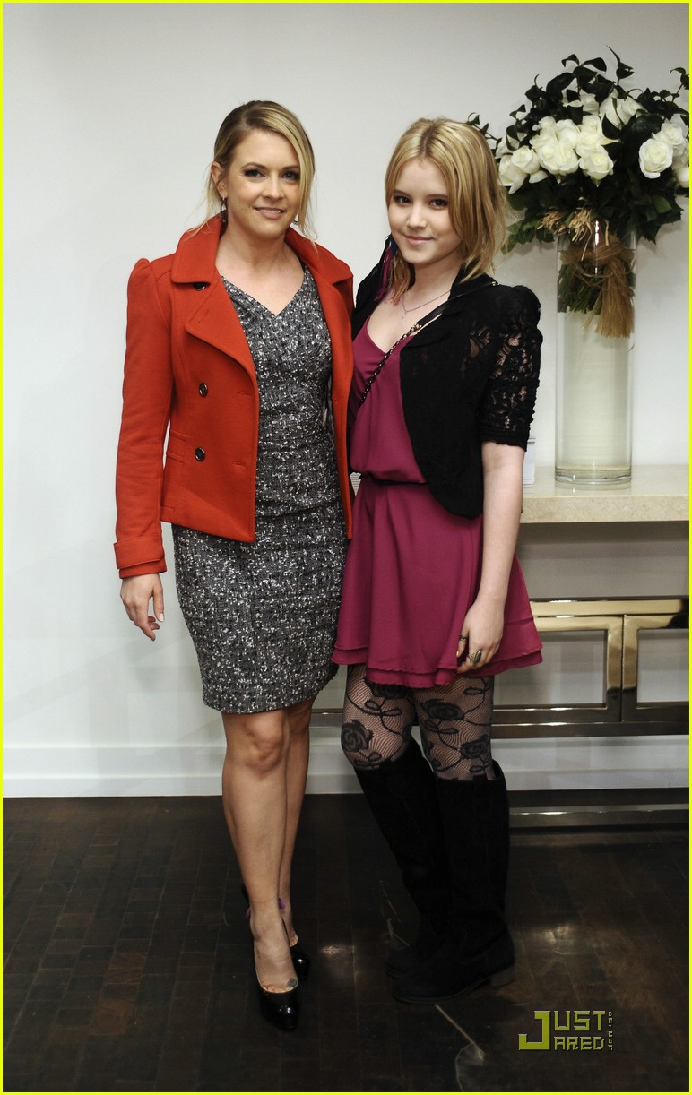 Taylor Spreitler: Guess Who's Going to Be on Melissa & Joey!