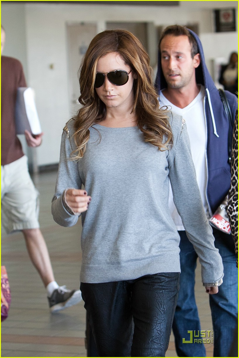 Ashley Tisdale Rocks Ray Bans