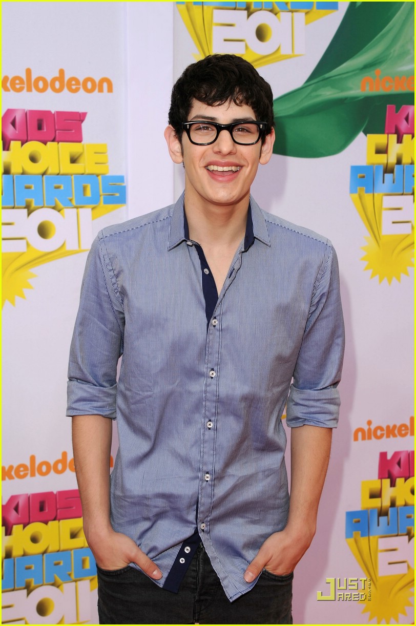 Avan Jogia, Leon Thomas & Matt Bennett: Victorious at the KCAs!