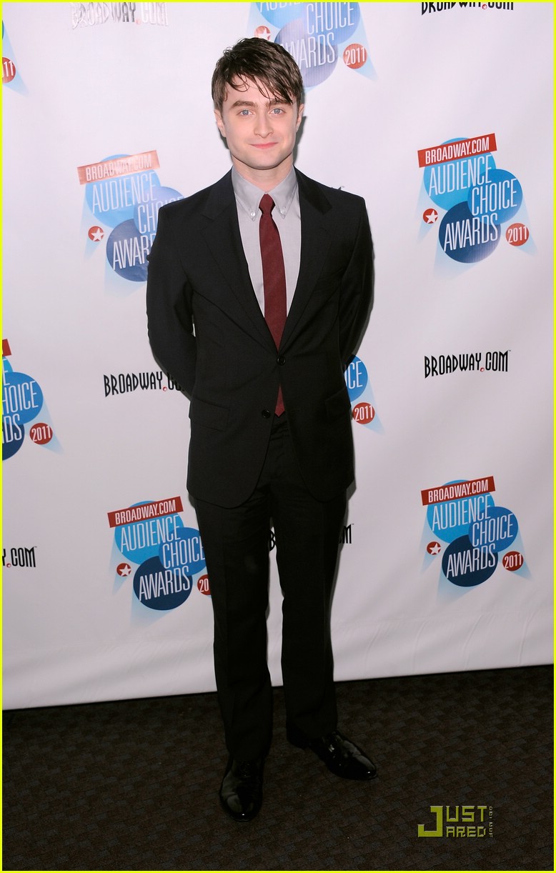 Daniel Radcliffe WINS Two Audience Choice Awards!