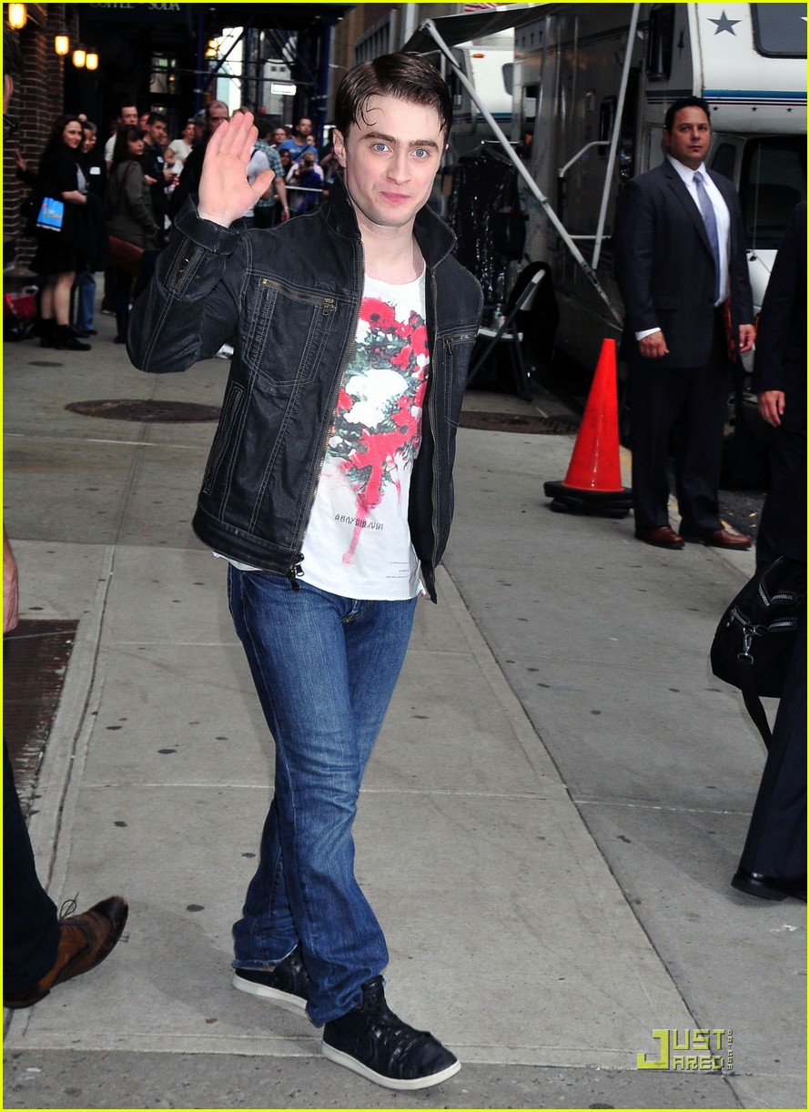 Daniel Radcliffe Performs on Letterman!