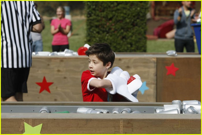 Disney's Friends For Change Games: Meet The Red Team!