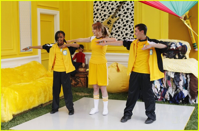 Disney's Friends For Change: Go Yellow, Go!