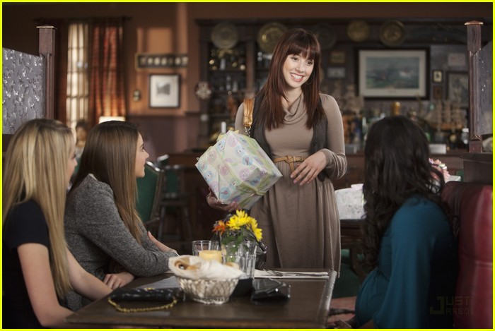 Francia Raisa: Baby Shower!