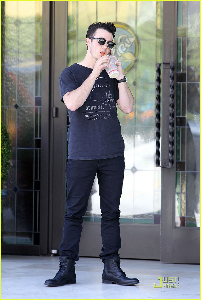 Kevin Jonas: Jamba Juice Jabber