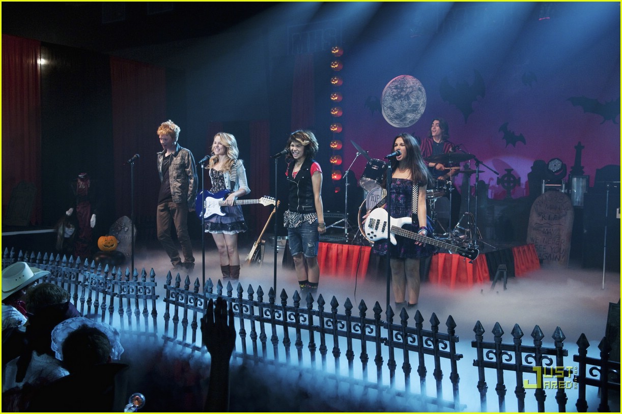 'Lemonade Mouth' on DVD May 24th!