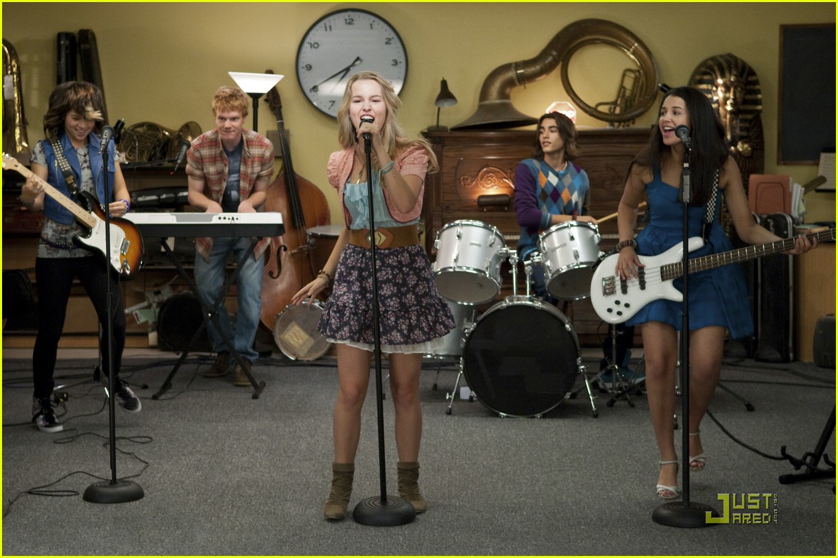'Lemonade Mouth' on DVD May 24th!