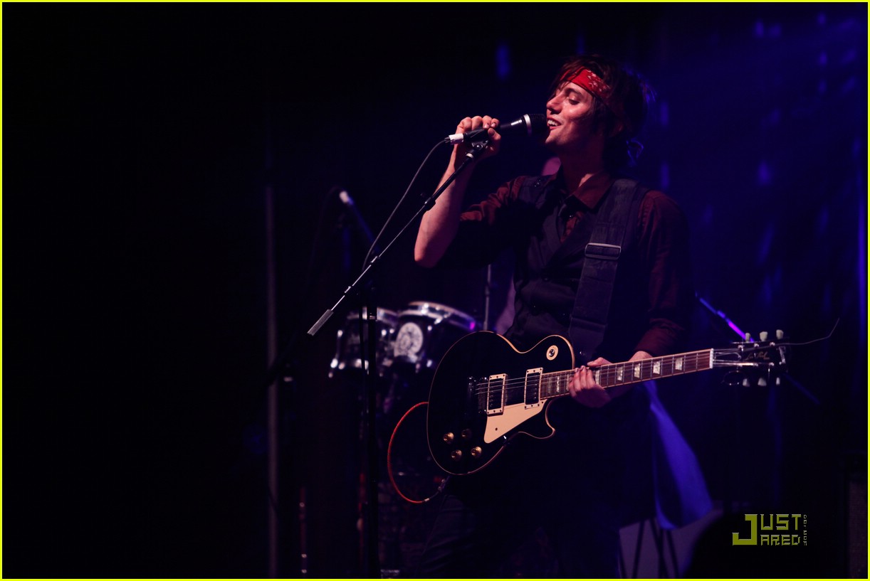 100 Monkeys Hit Up the Highline Ballroom