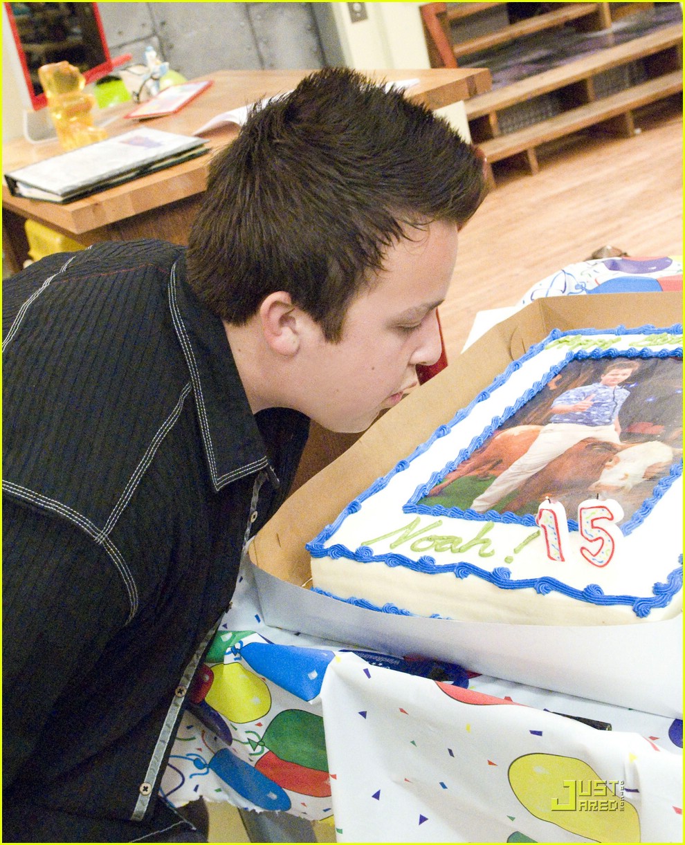 Noah Munck: iCarly Set Birthday!