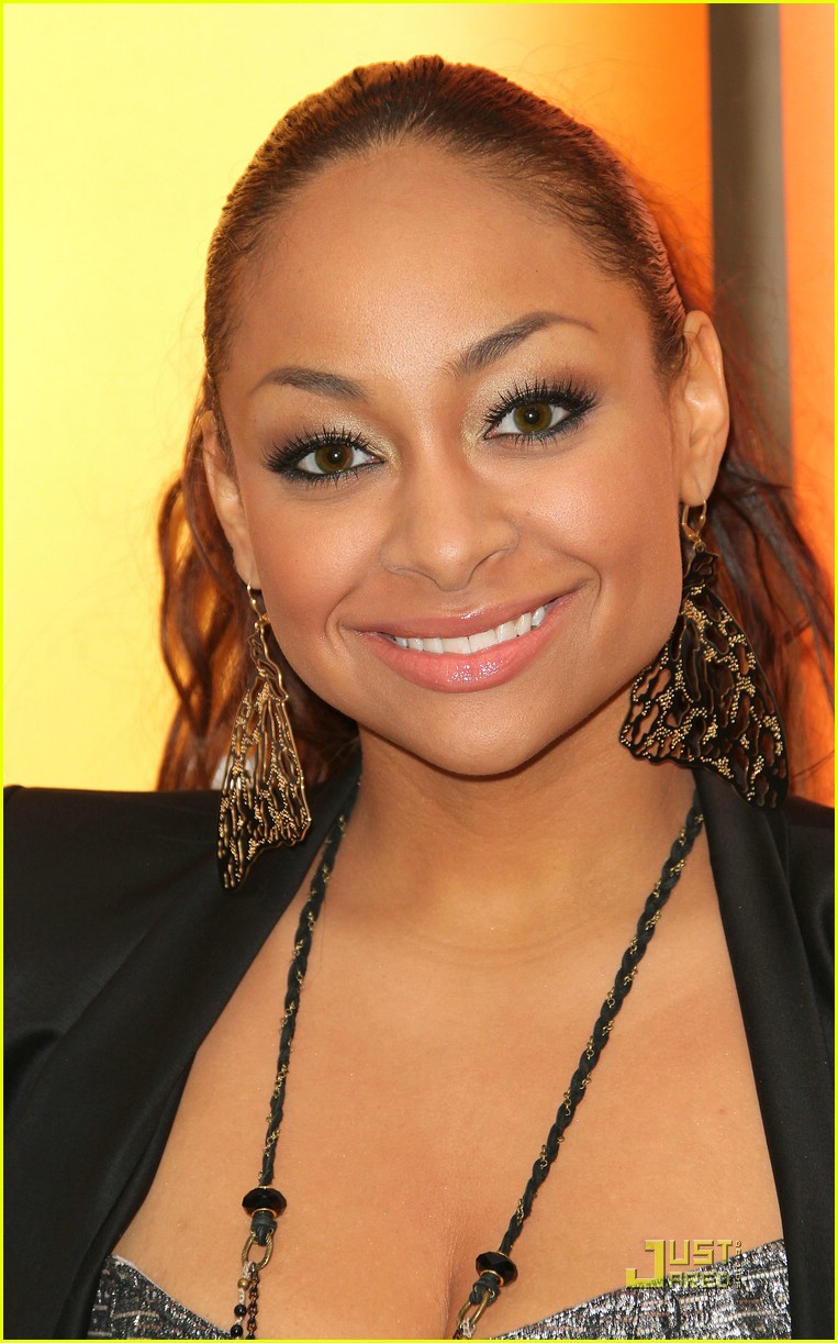Raven Symone: ABC Upfronts with Majandra Delfino!