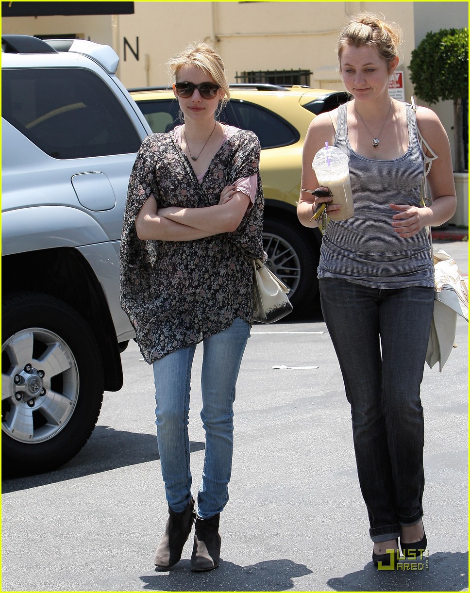 Emma Roberts Keeps Coffee Bean Cool
