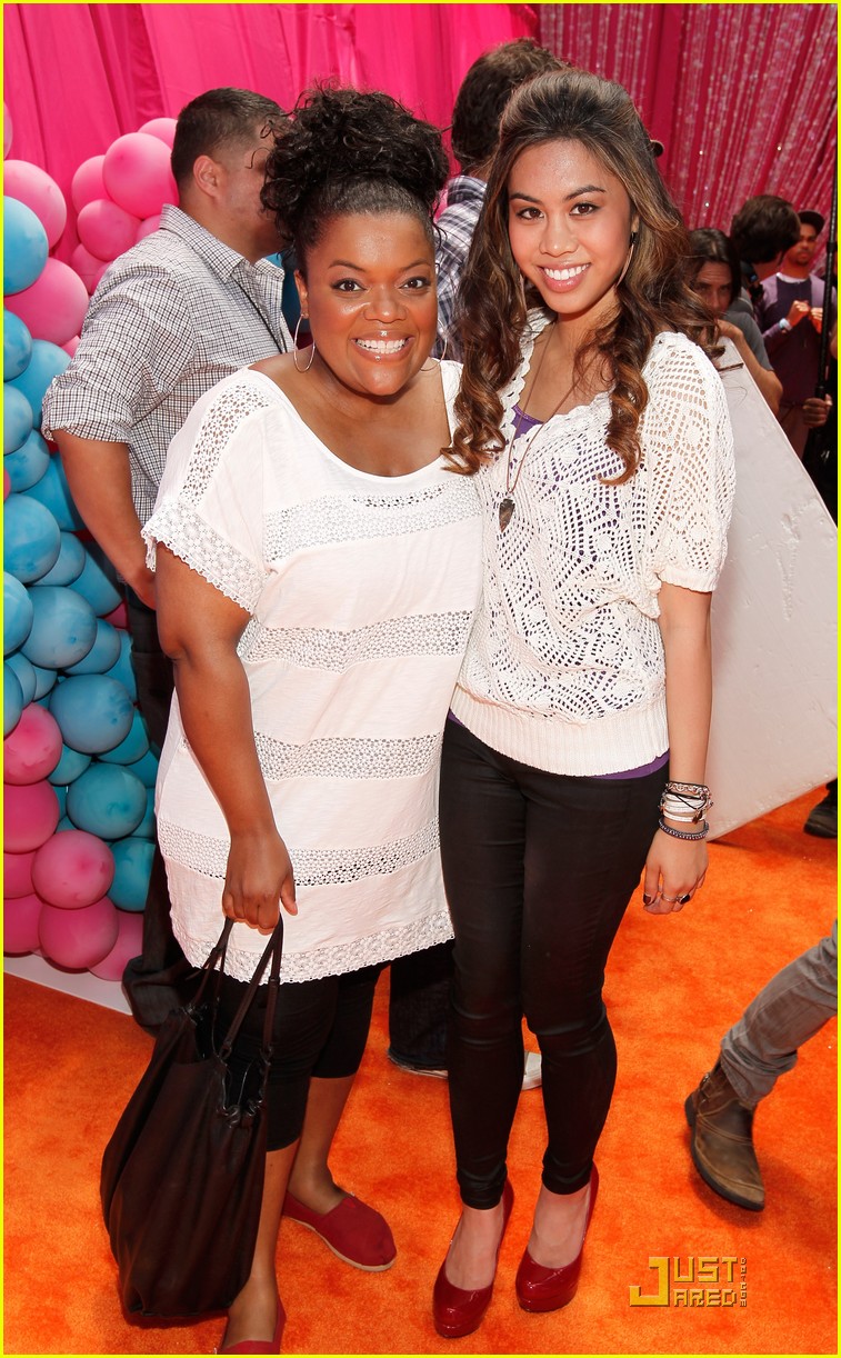 Ashley Argota: 'iParty' with Judy Moody!