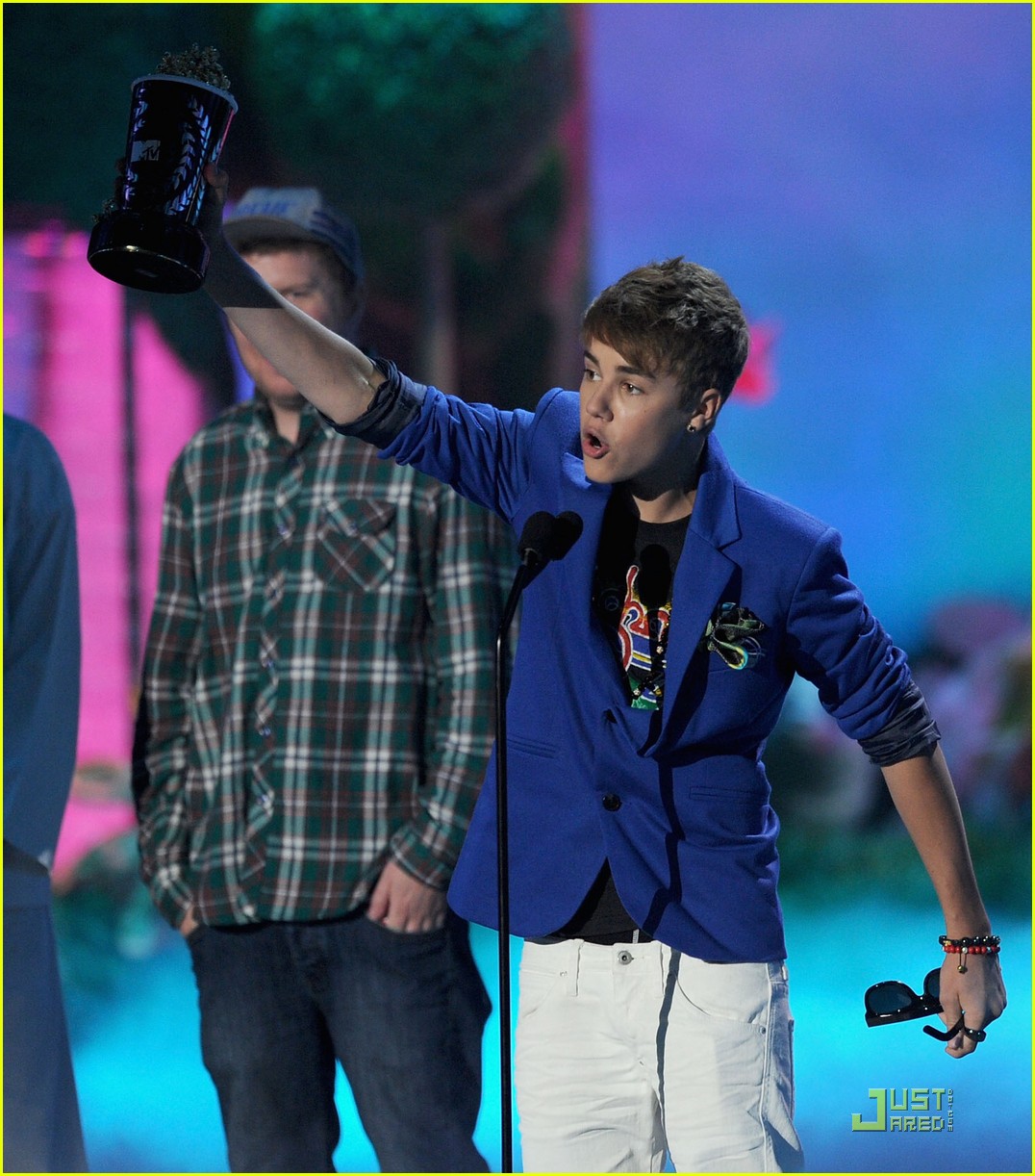 Justin Bieber WINS Jaw Dropping Moment!