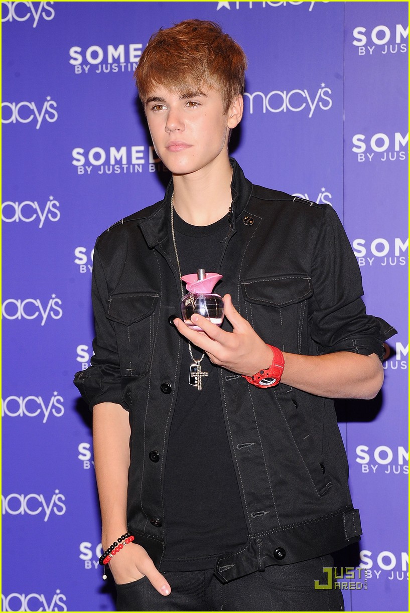 Justin Bieber Launches 'Someday' at Macy's