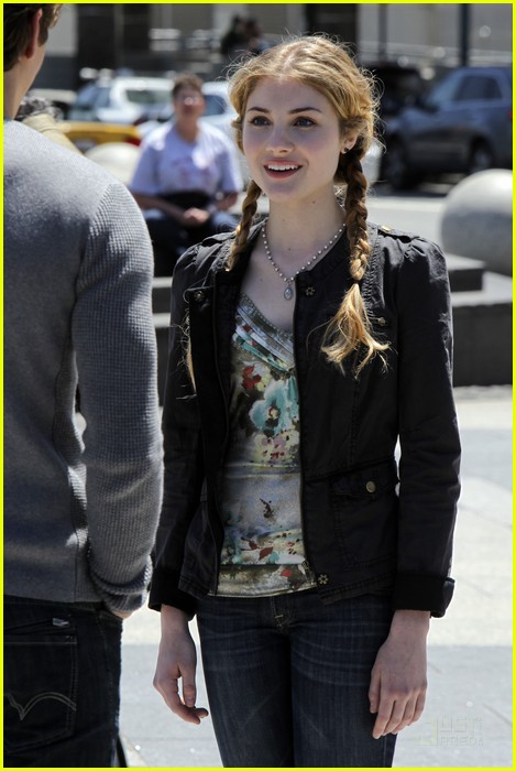 Skyler Samuels & Benjamin Stone Find a 'Green Star'