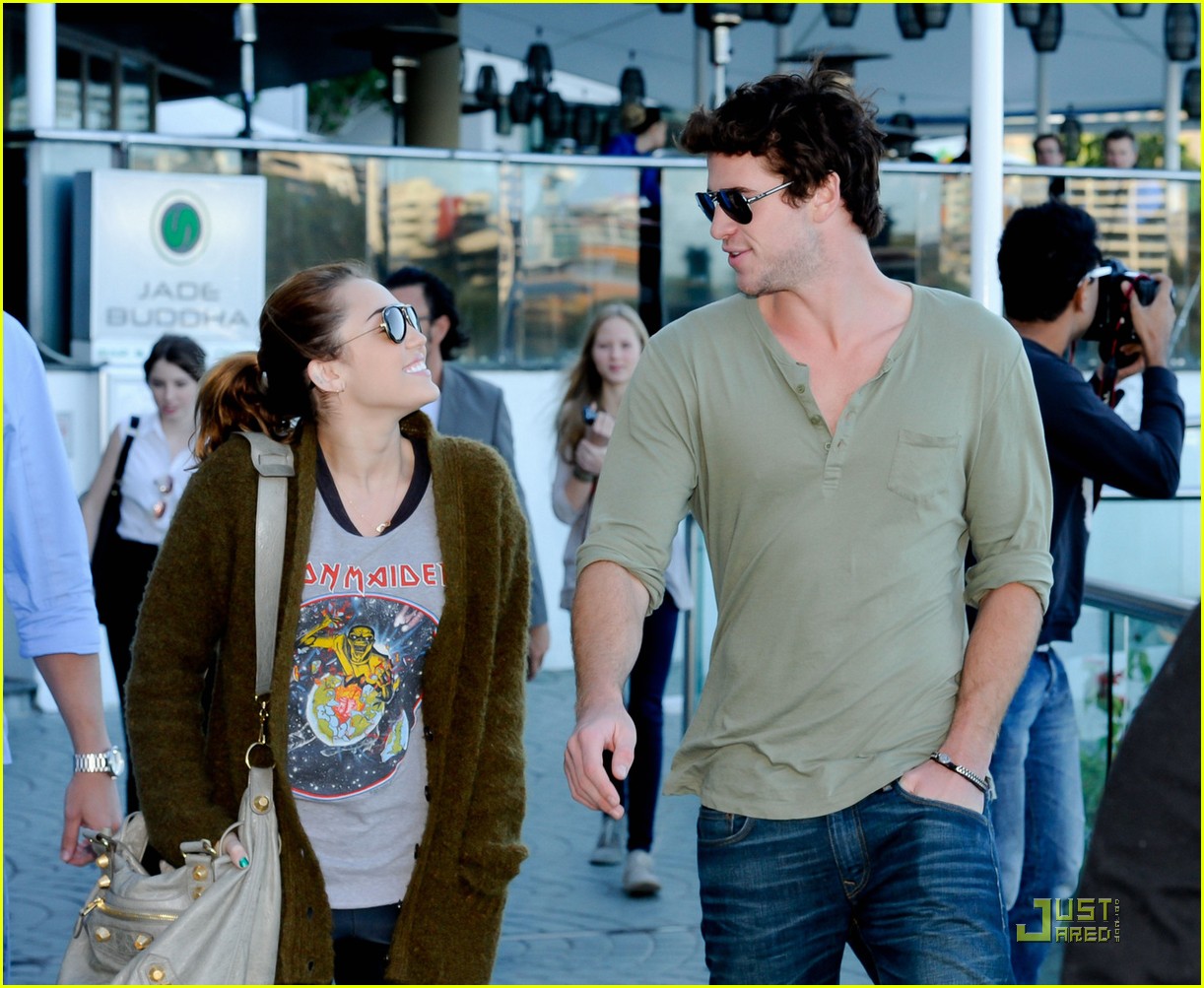Miley Cyrus & Liam Hemsworth: Brisbane Lunchers