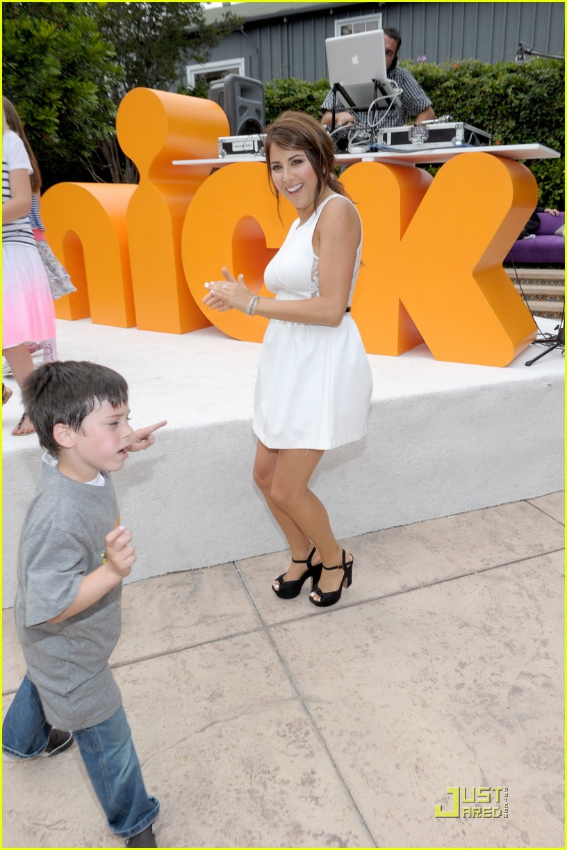 Daniella Monet: 'Working with Kenan Thompson was Incredible!'