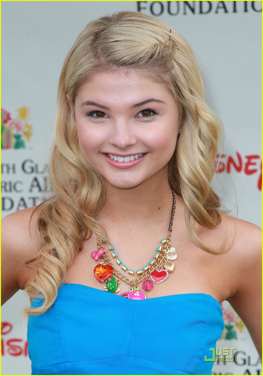 Jake Short & Stefanie Scott: A.N.T. Farm Theme Song!