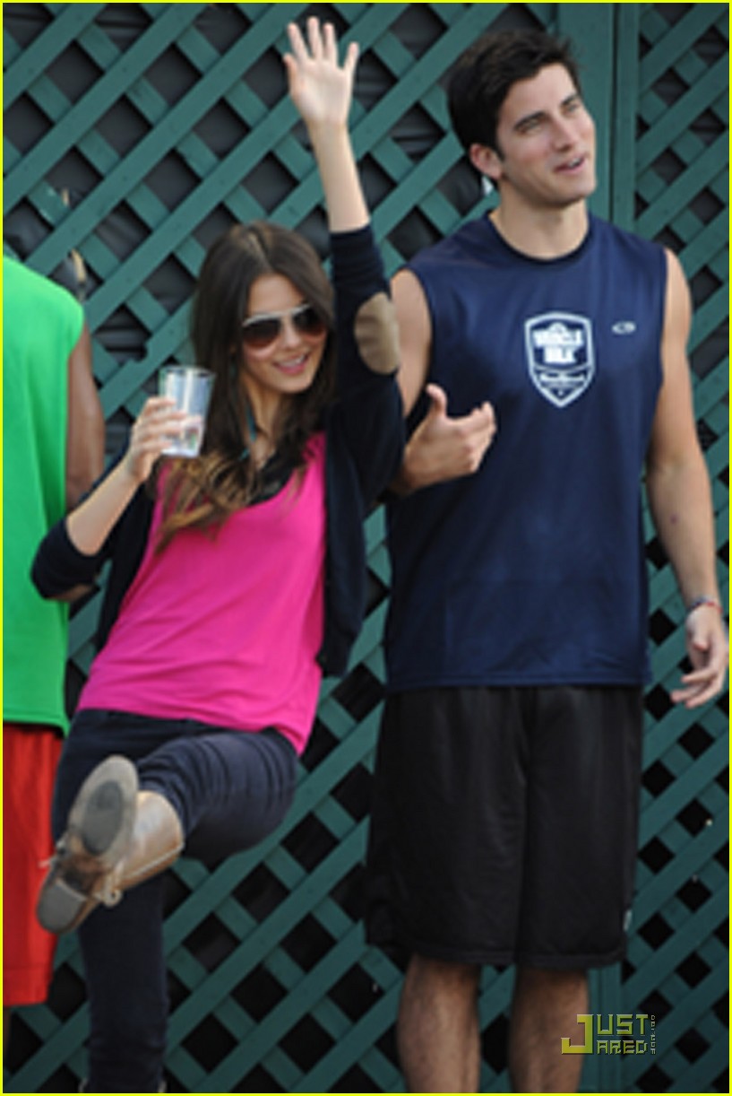 Victoria Justice: Basketball Tournament with Ryan Rottman!