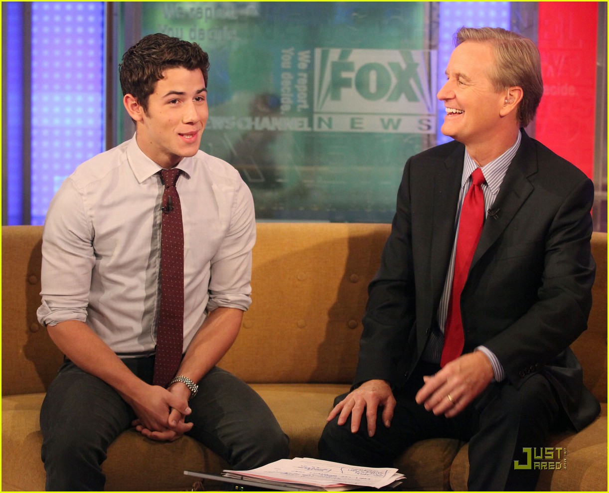 Nick Jonas Seeks Chewy Superstar